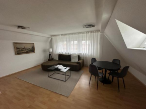 Modernes Familienapartment mit Parkplatz nahe Großer Garten